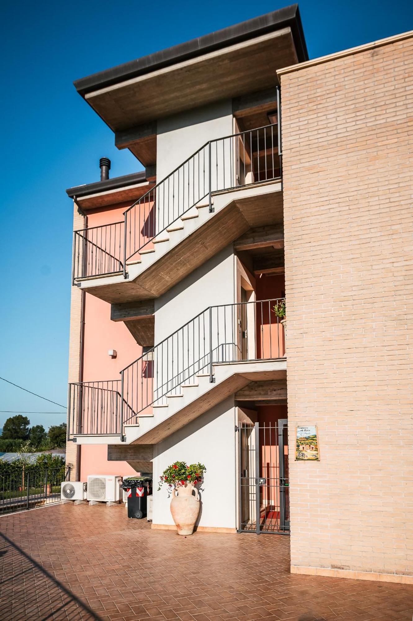Residenza Il Rivo Lägenhet Rivotorto Exteriör bild