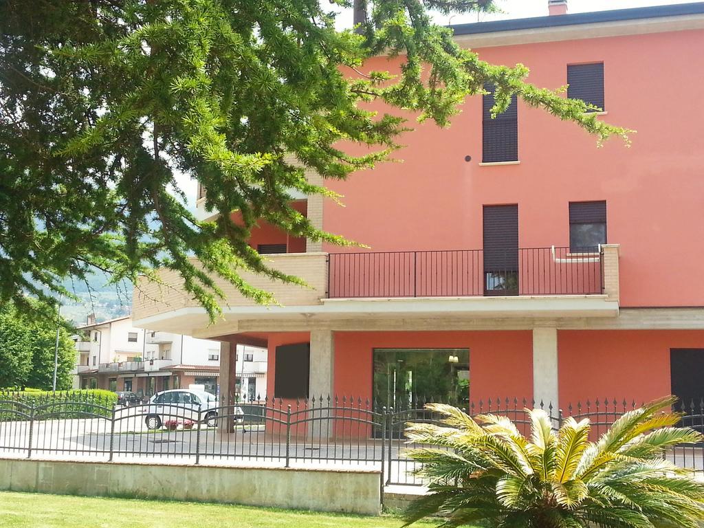 Residenza Il Rivo Lägenhet Rivotorto Exteriör bild